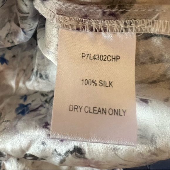 Parker Size Medium Long Sleeve 100% Silk Floral V-Neck Women's Top - Picture 8 of 9